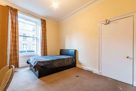 3 bedroom flat to rent - Photo 5