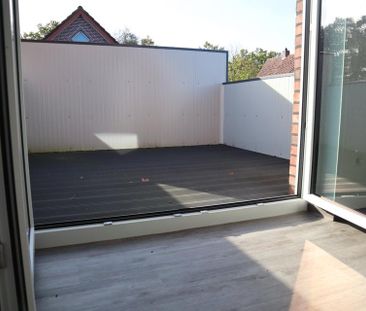 Moderne 3-Zimmer-Oberwohnung mit Einbauküche, Balkon und Carport – ... - Photo 6