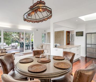 House on the hill with Views - Photo 2