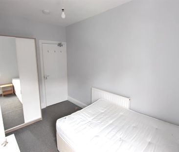 5 bedroom terraced house to rent - Photo 1