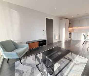 2 bedroom flat to rent - Photo 2