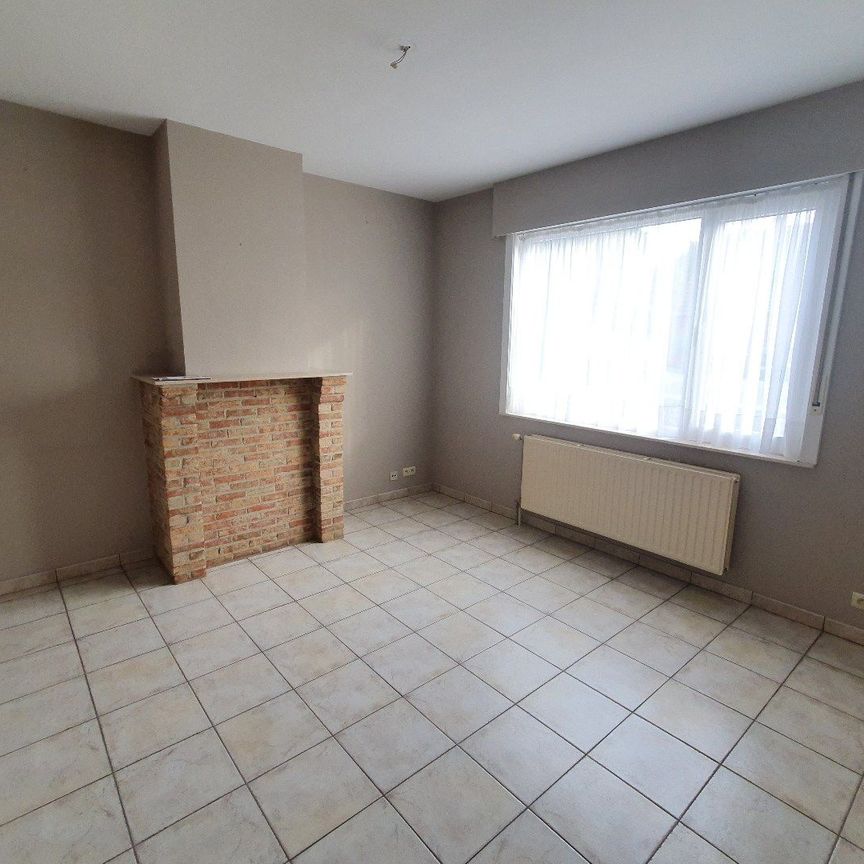 Alleenstaande woning op groot perceel te Moerkerke - Photo 1