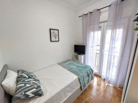 Calle de Juan Bautista de Toledo, Madrid, Community of Madrid 28002 - Photo 4