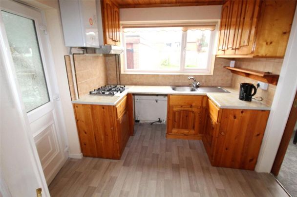 3 bedroom semi-detached house to rent - Photo 1