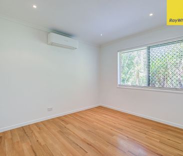 Charming Family Home Close to Everything! - Photo 6