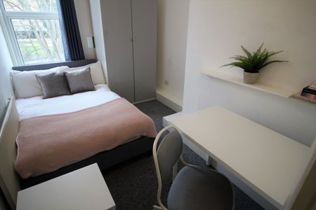 Flat 5, 158 Woodsley Road, LS2 9LZ, Leeds - Photo 2
