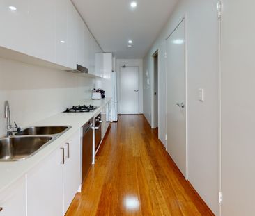 601/110 Hunter Street, Newcastle NSW 2300 - Photo 2