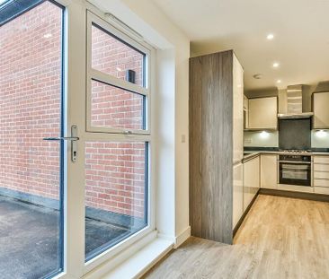 3 bedroom apartment to rent - Photo 1