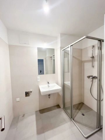 !!!AB 31.11.2026!!! MODERNE 3-ZIMMER-WOHNUNG MIT BALKON & TIEFGARAGE NAHE U6 - Foto 4