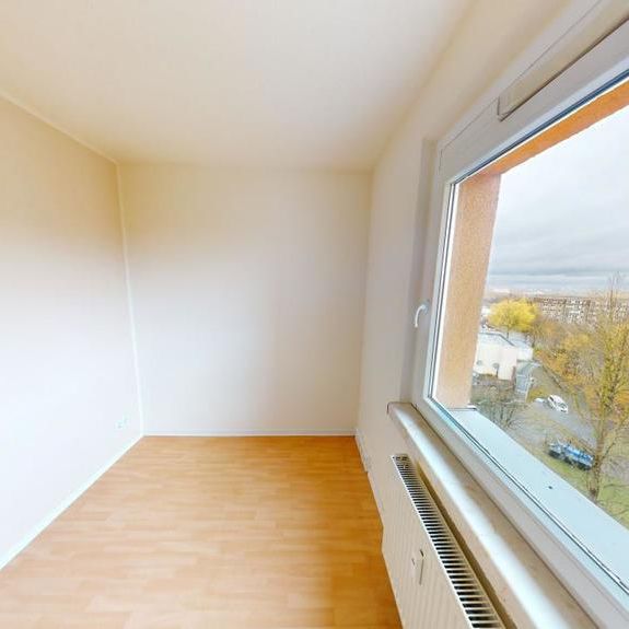 Beste Aussichten für Familien - 3-Raum-Wohnung mit Weitblick - Photo 1