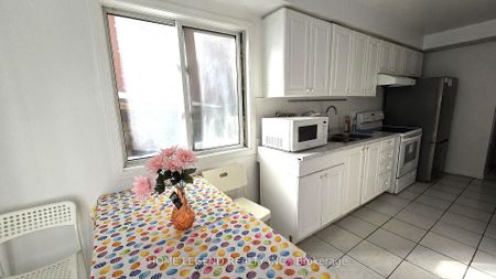 For Lease - 3 Merry Brook Lane Unit# 202, Markham, Ontario - Photo 4