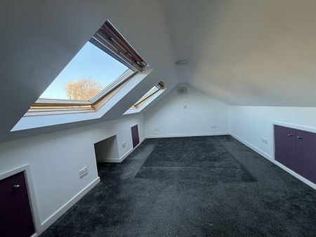 Scale Hill, Huddersfield - Photo 5