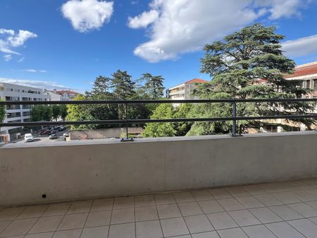 T3 avec balcon et garage Villefranche centre - Photo 2