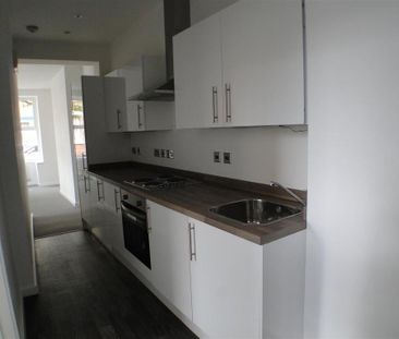 2 bedroom maisonette to rent - Photo 1