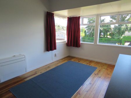 33 Cutfield Road, Lynmouth, New Plymouth - Photo 2