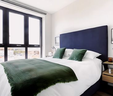 Three Bedroom - Photo 2