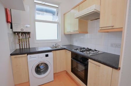 1 bedroom property to rent - Photo 4