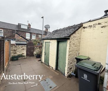 2 bedroom semi-detached house to rent - Photo 4