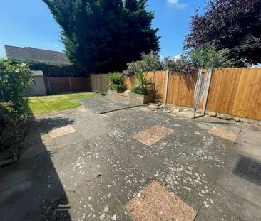 2 bedroom semi-detached house to rent - Photo 3