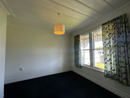 Charming Saint Kilda Rental Awaits You! - Photo 3