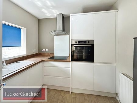 Poplar Close, Great Shelford, Cambridge. - Photo 2