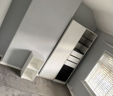 2 Bed Semi-Detached House, Back Green, LS27 - Photo 6