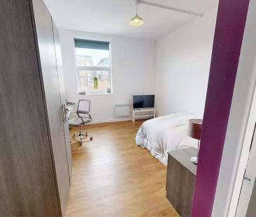 Silver Ensuite - Photo 4