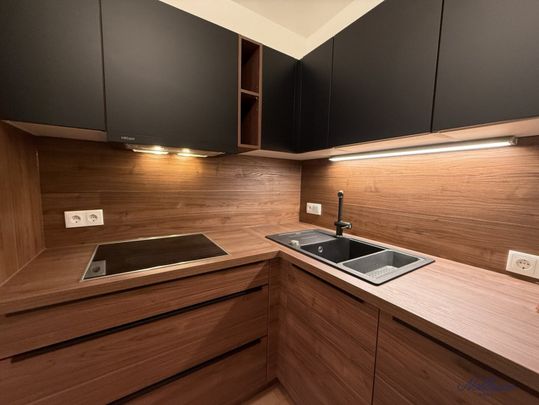 Perfekt für Paare! Reizende, offene Loft-Wohnung oder 2 separate Zimmer mit Terrasse und Garten, Nähe Meidlinger Bahnhof! - Photo 1