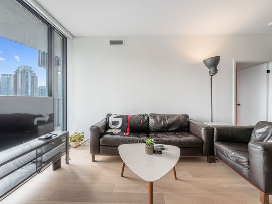 For Lease - 41 Dovercourt Road Unit# 404, Toronto, Ontario - Photo 1