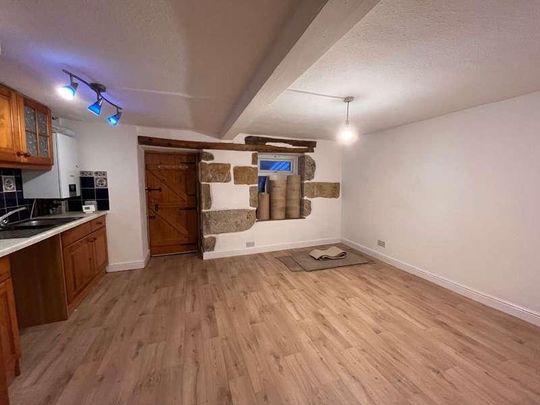 North Road, Carnforth, LA5 - Photo 1