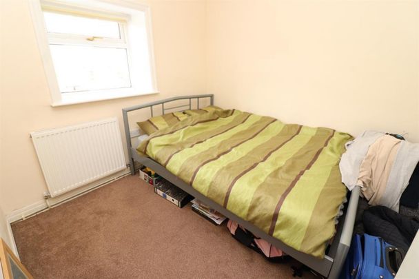 2 bedroom House To Let - Photo 1