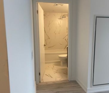 For Lease - 7 Golden Lion Heights Unit# N2801, Toronto, Ontario - Photo 5