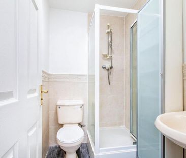 3 bedroom terraced house to rent - Photo 6