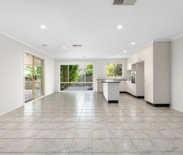 27 Branson Street, Dunlop ACT 2615 - House For Rent | Domain - Photo 5