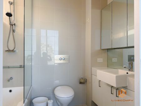 Melbourne CBD - Photo 3