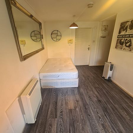 1 Bed - 34 Kendal Bank, Leeds - LS3 1NR - Student/Professional - Photo 5