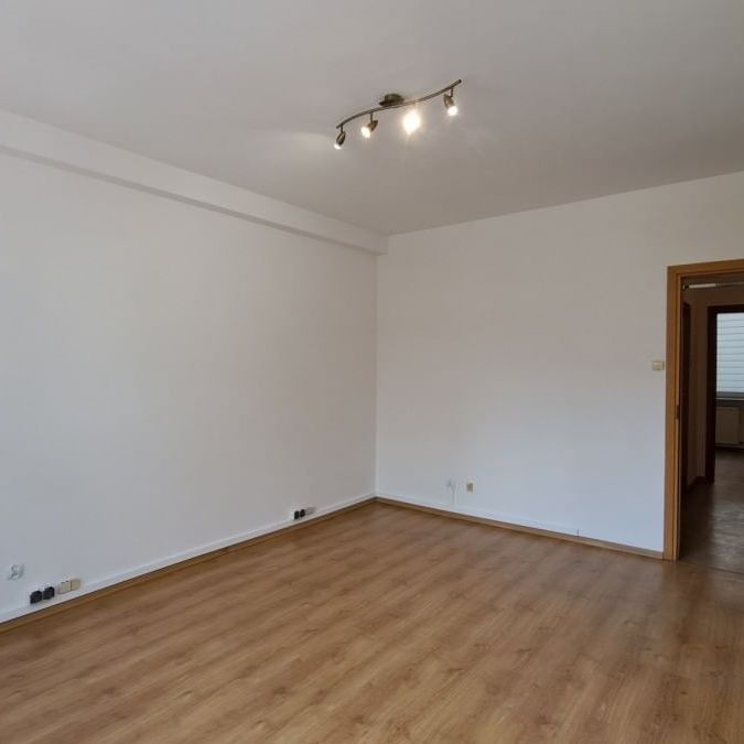 Mieszkanie do wynajęcia 3 pokoje Nowogrodzka, Warszawa 62.7 m² - Фото 1