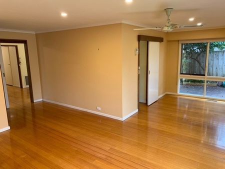 27 Meryl Street, Doncaster East - Photo 5