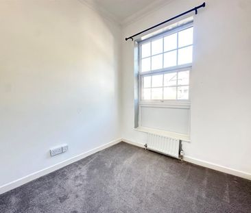 2 bedroom House To Let - Photo 5