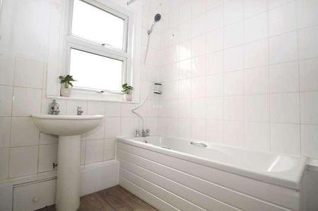 Abbey Terrace, London, SE2 - Photo 5