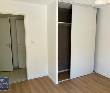 Location Appartement 2 pièces 43m² LA FERTE GAUCHER 77320 - Photo 5