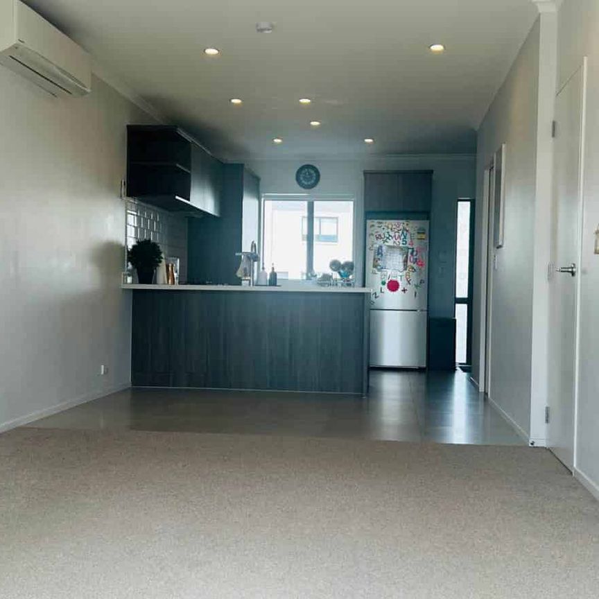 Attractive on Adlam Lane!!! - Photo 1