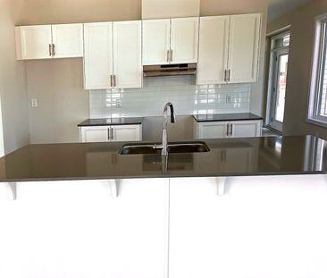 For Lease - 207 Conservancy Drive, Barrhaven, Ontario - Photo 6