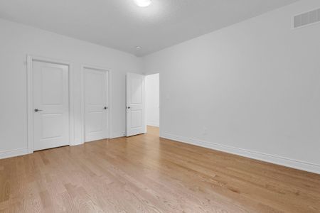 For Lease - 23 Bermondsey Way, Brampton, Ontario - Photo 5