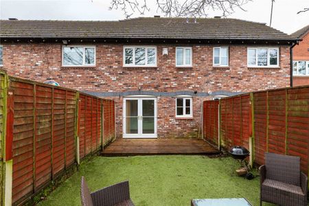 Home Farm Avenue, Macclesfield, Cheshire, SK10 - Photo 5