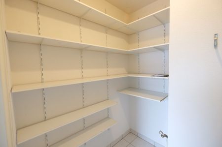 Apartment - Photo 3
