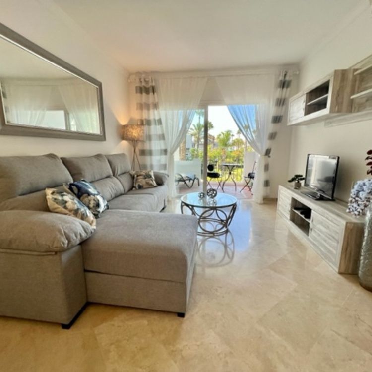 Middle Floor Apartment · Costalita - Photo 1