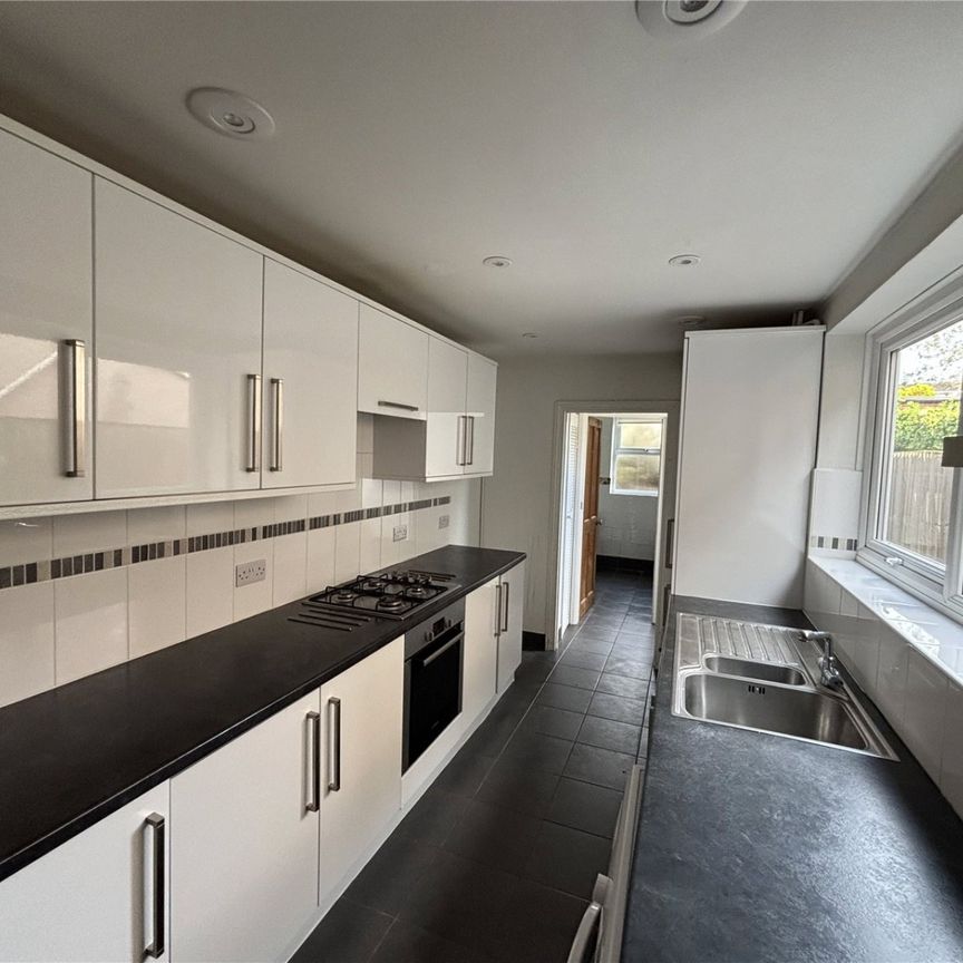 Collis Street, Reading, Berkshire, RG2 - Photo 1