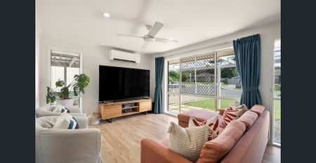 Contemporary 3-Bed Home + Private Granny Flat in a Peaceful Cul-de-sac - Photo 4