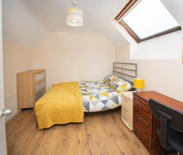 Great 5 Bedroom Student House, 8 University Avenue, BT71GY, Belfast - Photo 6